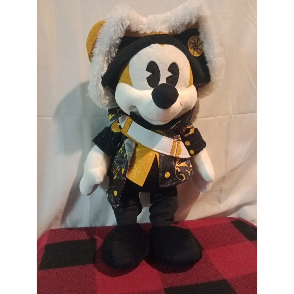 Mickey Mouse The Main Attraction Pirates of the Caribbean Plush Disney 2/12 16